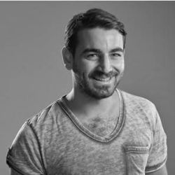 EMRE KIRMIZITAŞ