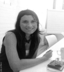 ÖZGE DERMAN